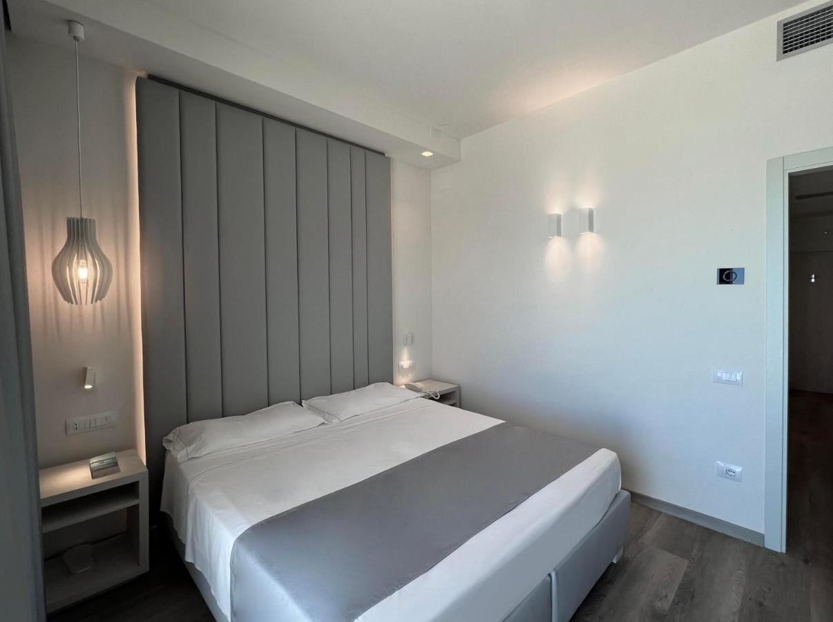 Hotel Rex Livourne Extérieur photo